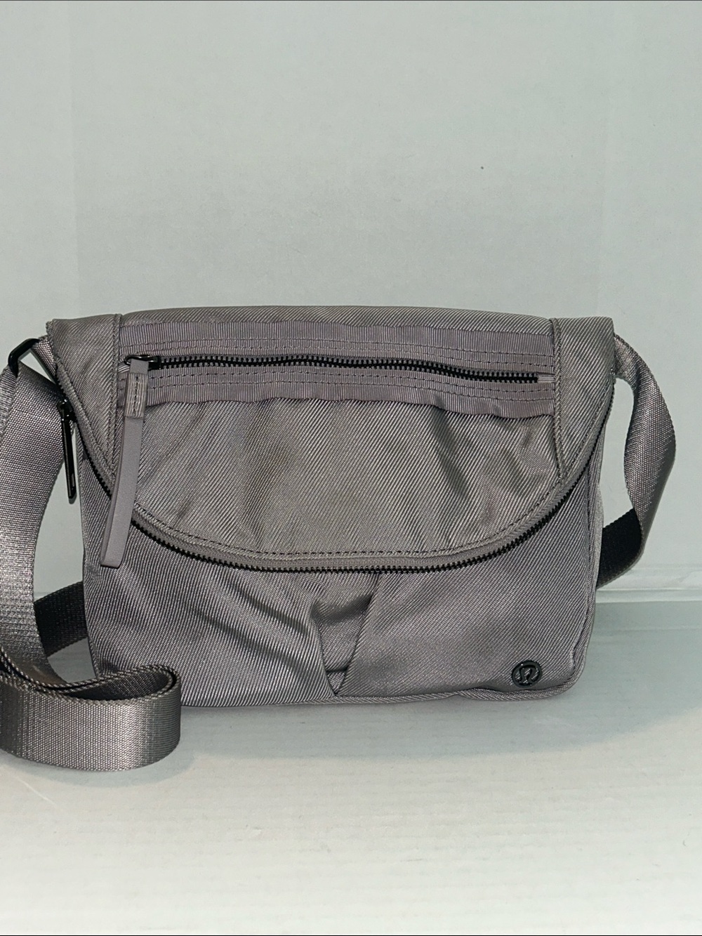 Lululemon Festival Bag Crossbody Gray